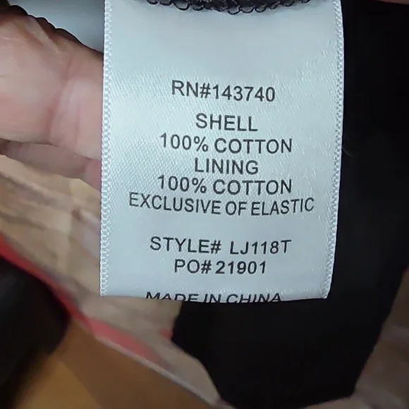 Hyacinth House Black Keyhole Becket Puff Sleeve Blouse Size Small - Picture 4 of 8